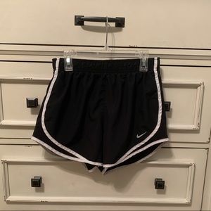 women’s nike shorts